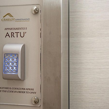 Camelot Appartamenti - Business E Holiday San Martino Buon Albergo Buitenkant foto