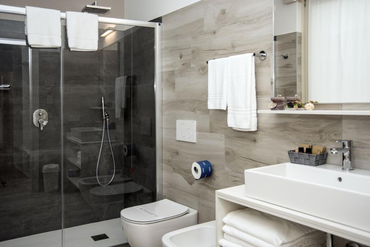Camelot Appartamenti - Business E Holiday San Martino Buon Albergo Buitenkant foto