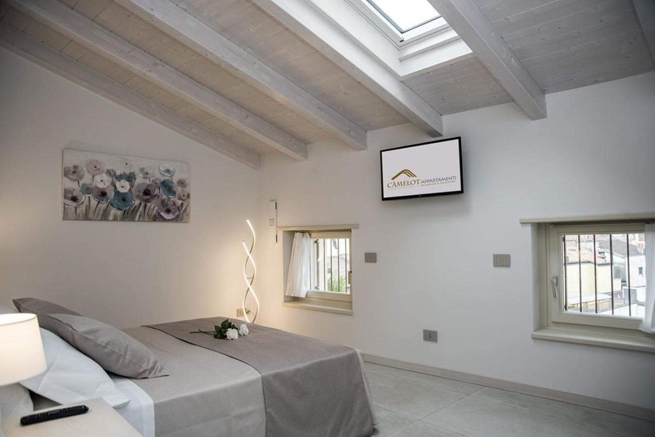 Camelot Appartamenti - Business E Holiday San Martino Buon Albergo Buitenkant foto