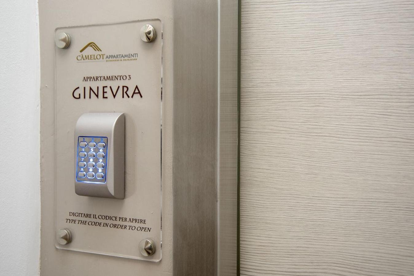 Camelot Appartamenti - Business E Holiday San Martino Buon Albergo Buitenkant foto