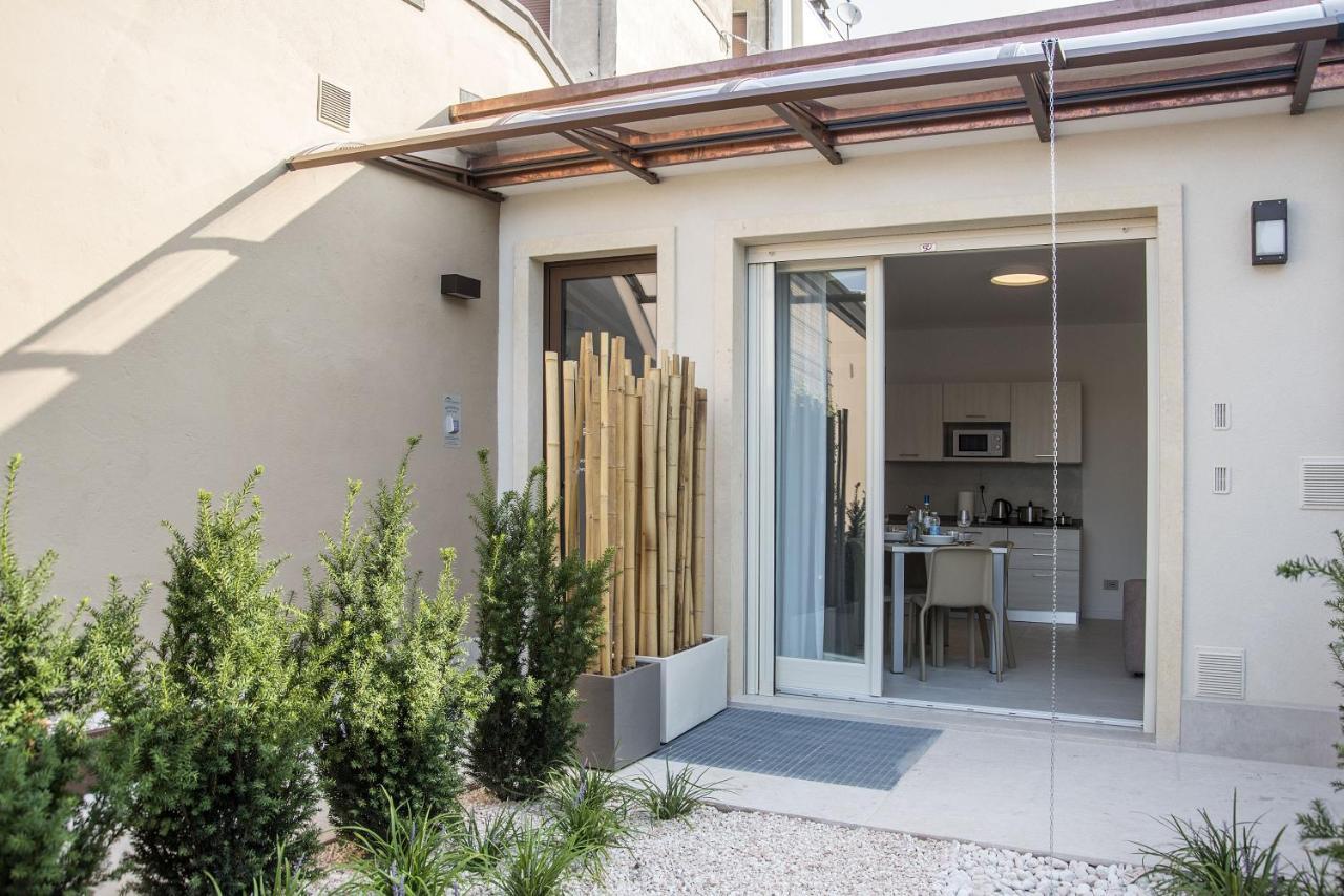 Camelot Appartamenti - Business E Holiday San Martino Buon Albergo Buitenkant foto