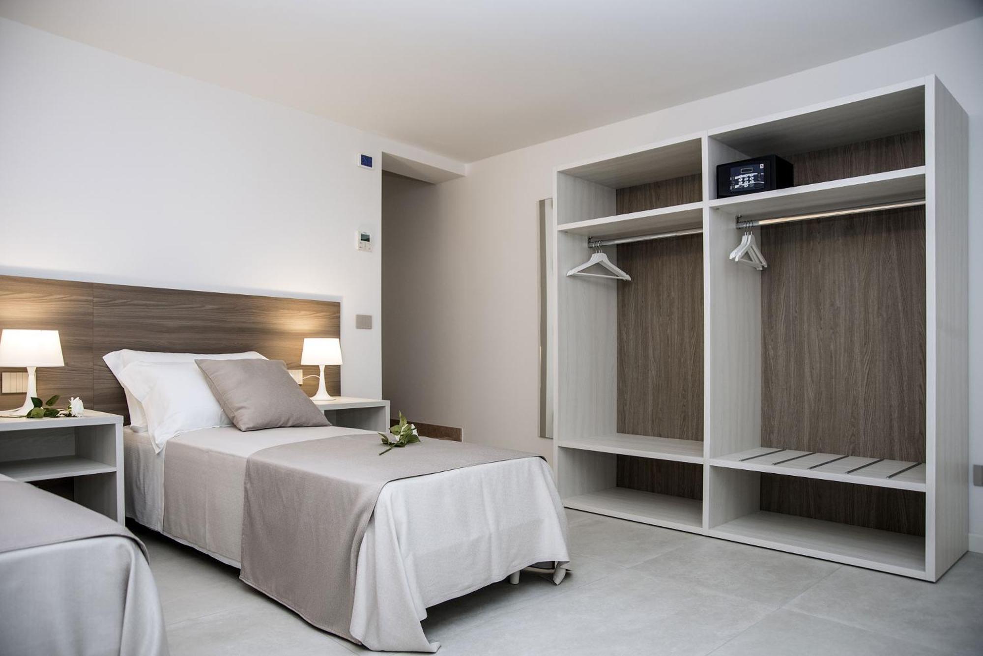 Camelot Appartamenti - Business E Holiday San Martino Buon Albergo Buitenkant foto