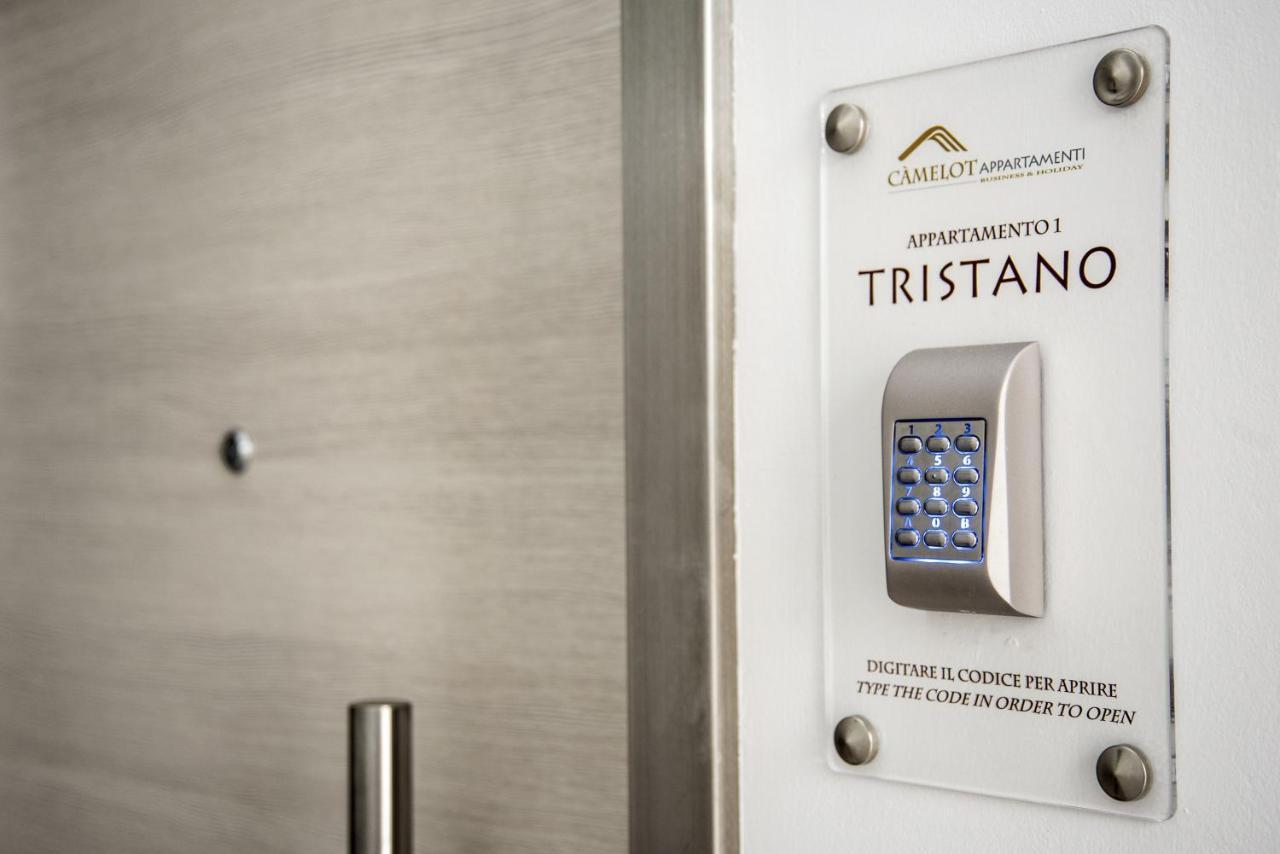 Camelot Appartamenti - Business E Holiday San Martino Buon Albergo Buitenkant foto