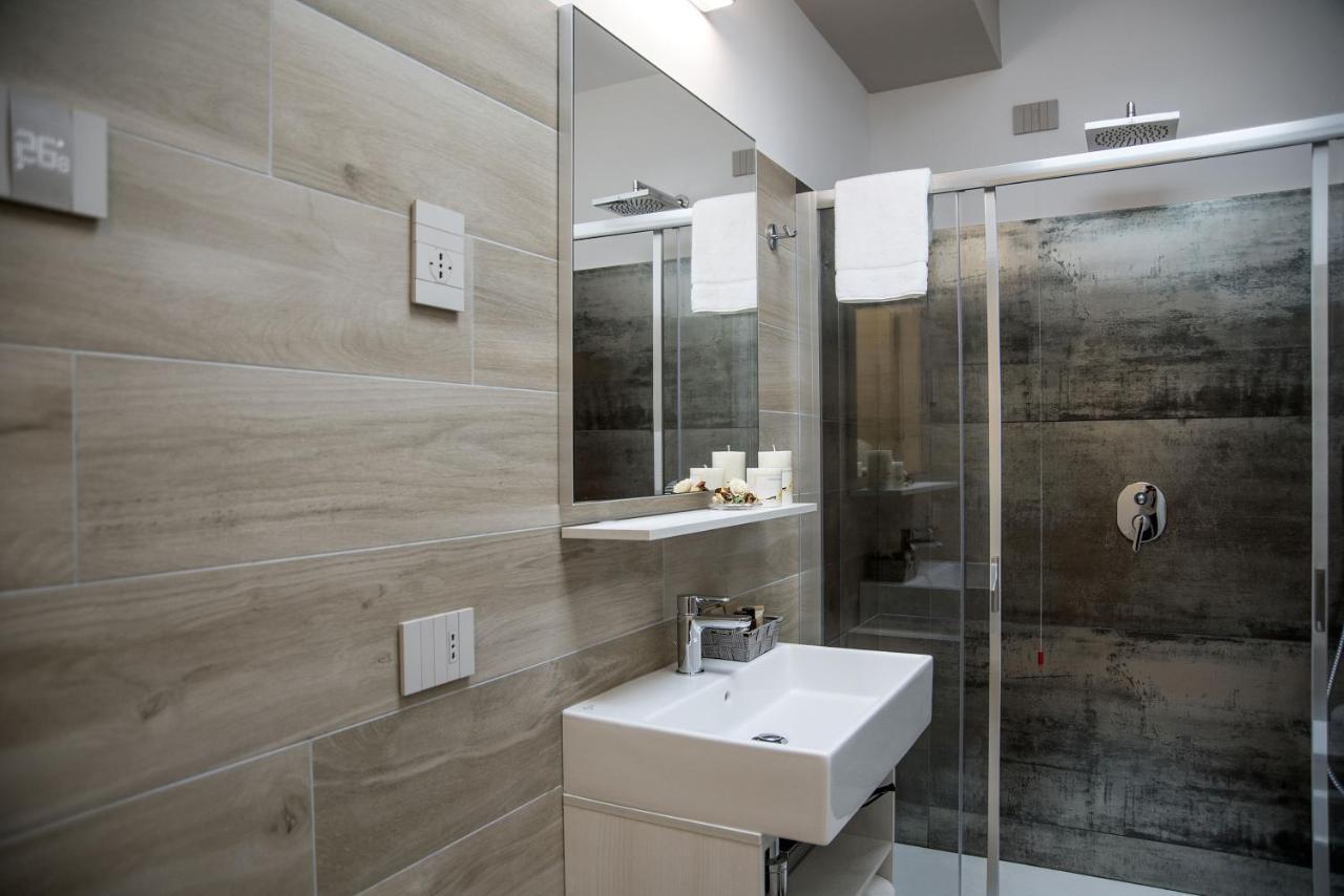 Camelot Appartamenti - Business E Holiday San Martino Buon Albergo Buitenkant foto